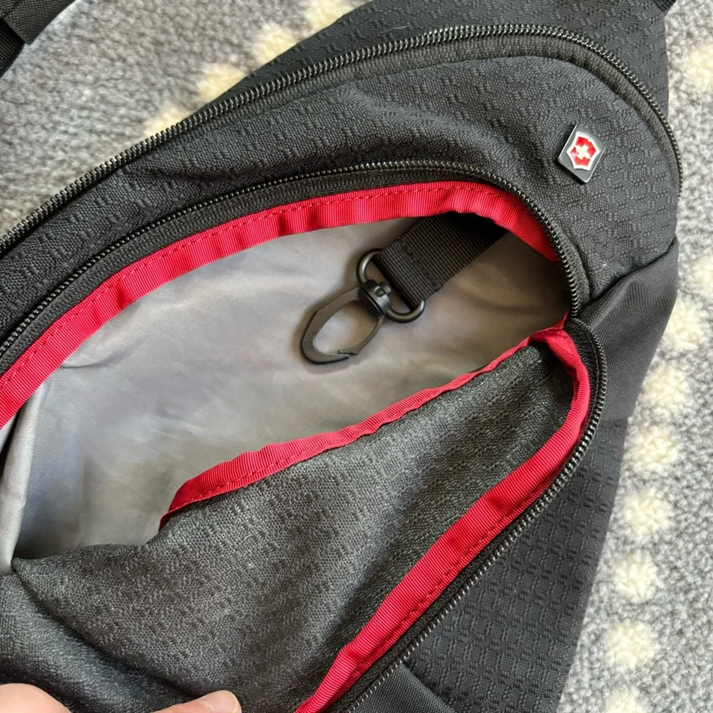 Victorinox Black Crossbody Sling Bag - Picture 3 of 11